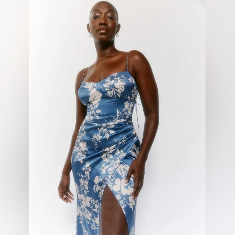 Reformation silk floral marguerite kourtney slip dress in Cyanotyoe